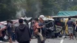 Truk Diduga Rem Blong, Kecelakaan Beruntun Libatkan Enam Kendaraan di Sibolangit